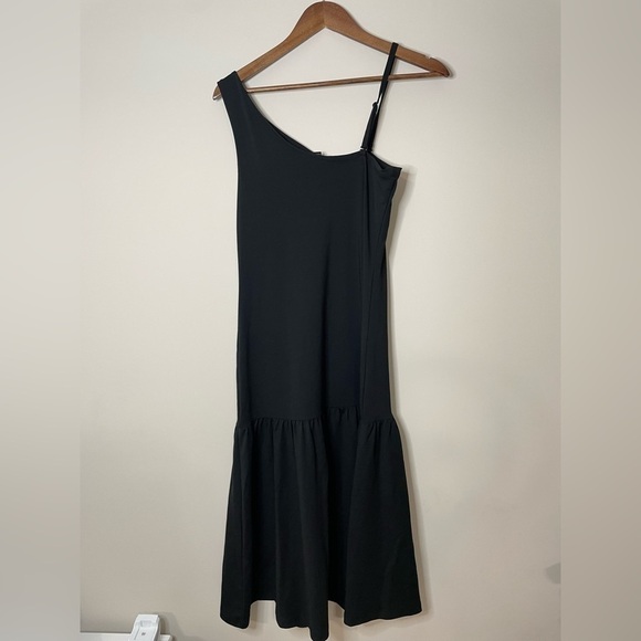 Banana Republic One Shoulder Ruffle Knit Midi Dress Black NWT - Picture 4 of 8